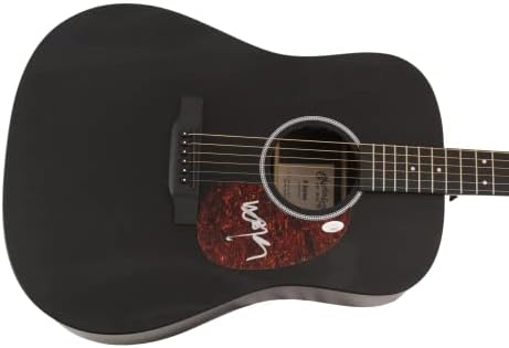 וילי נלסון חתם על חתימה בגודל מלא מרטין גיטרה אקוסטית עם אימות ג 'יימס ספנס ג' יי. אס. איי. קואה - מוזיקת