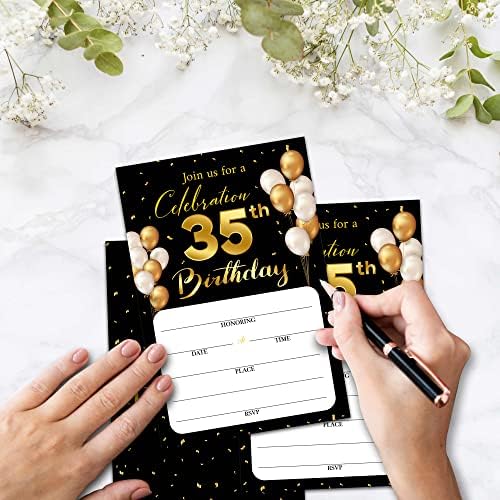 כרטיסי הזמנה ליום הולדת 35 עם מעטפות - נושא זהב קלאסי ממלא את כרטיסי ההזמנה של מסיבת יום ההולדת הריקה,