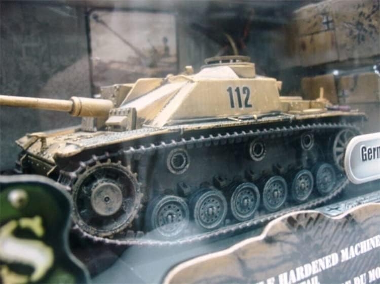 כוחות הגבורה הגרמני סטורמגש בלץ השלישי אוסף.ז, איטליה 1944 מהדורה מוגבלת 1/32 טנק דייקאסט דגם שנבנה