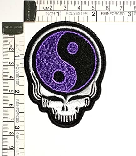 קליינפלוס 2 יחידות. שחור סגול גולגולת יין יאנג הסיני טאואיזם סמל רקום ברזל על לתפור על תג עבור ג ' ינס